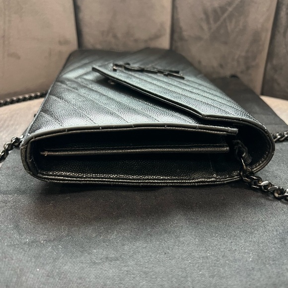 Sold- Yves Saint Laurent Cassandre envelope flap crossbody - Picture 5 of 10